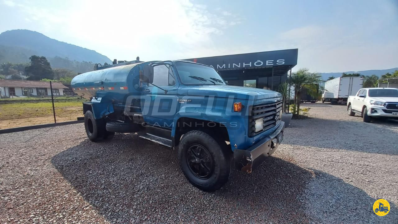 CAMINHAO GM D13000 Tanque Pipa 3/4 4x2 Odelli Caminhões  RIO DO SUL SANTA CATARINA SC